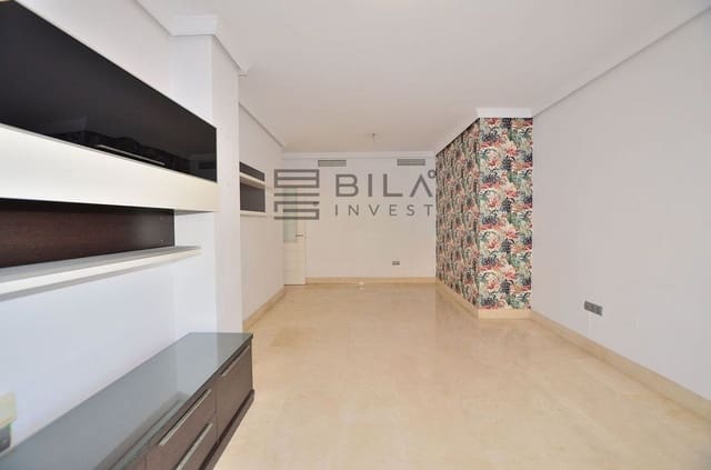 3 soveværelse Lejlighed til salg i Zona Centro Comercial Torrequebrada, Benalmádena med swimmingpool garage - € 465.000 (Ref: 9789897)