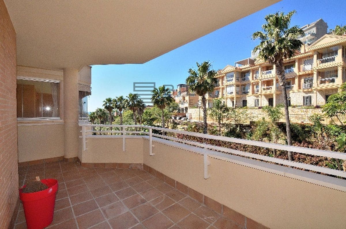 Piso de 3 habitaciones en Torrequebrada en venta con piscina garaje - 465.000 € (Ref: 9789897)