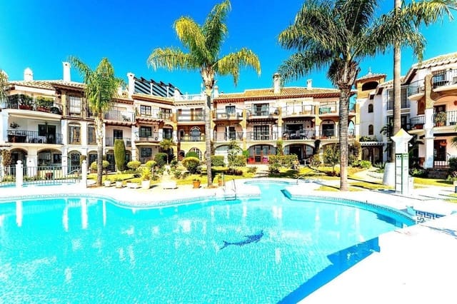 Casa de 2 habitaciones en Mijas Golf, Mijas en venta con piscina - 325.000 € (Ref: 9789898)