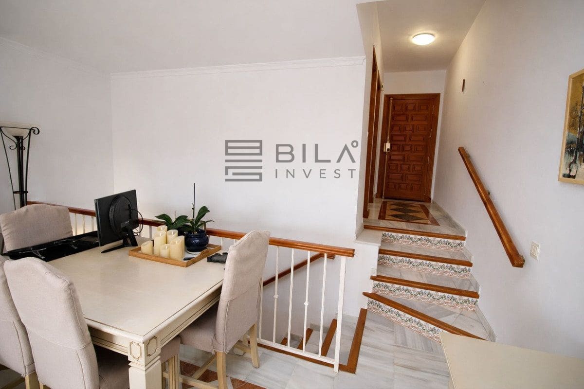 Casa de 2 habitaciones en Mijas Golf en venta con piscina - 325.000 € (Ref: 9789898)