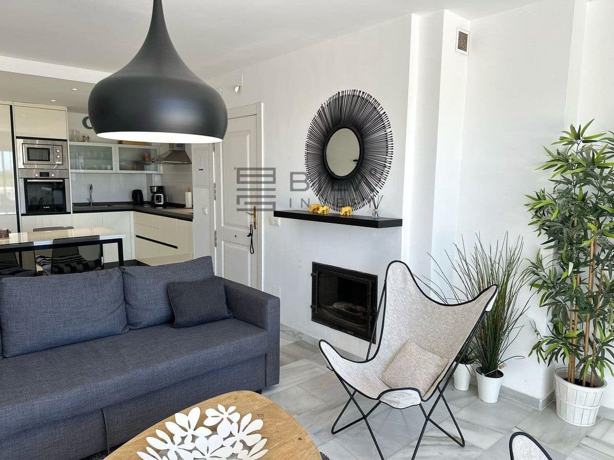 4 slaapkamer Flat te koop in Fuengirola met zwembad - € 395.000 (Ref: 9789900)