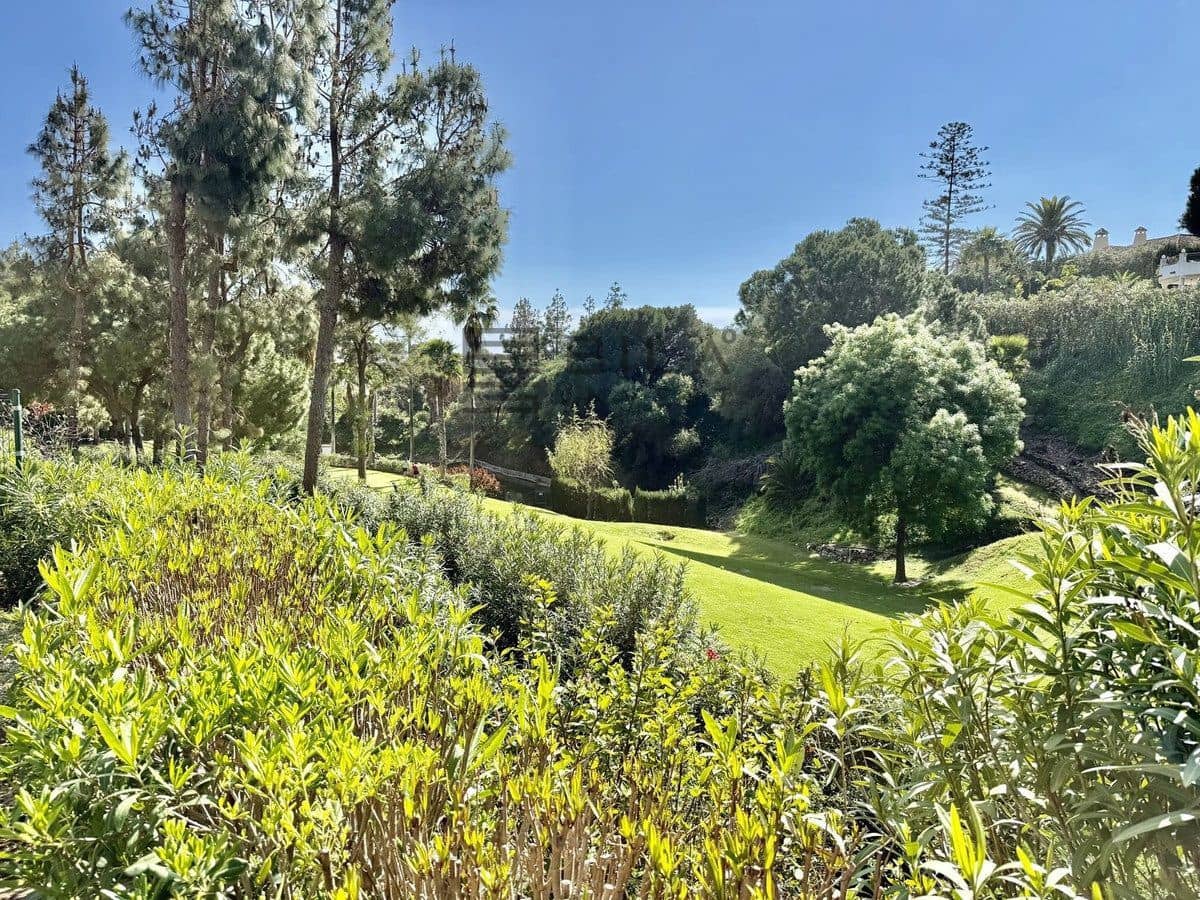 3 Zimmer Penthouse zu verkaufen in Calahonda mit Pool - 439.000 € (Ref: 9789901)