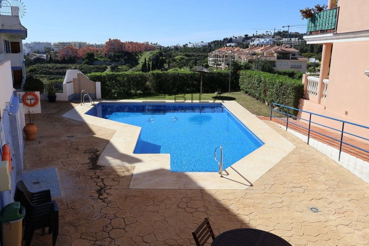 2 Zimmer Penthouse zu verkaufen in El Faro mit Pool - 339.500 € (Ref: 9789903)