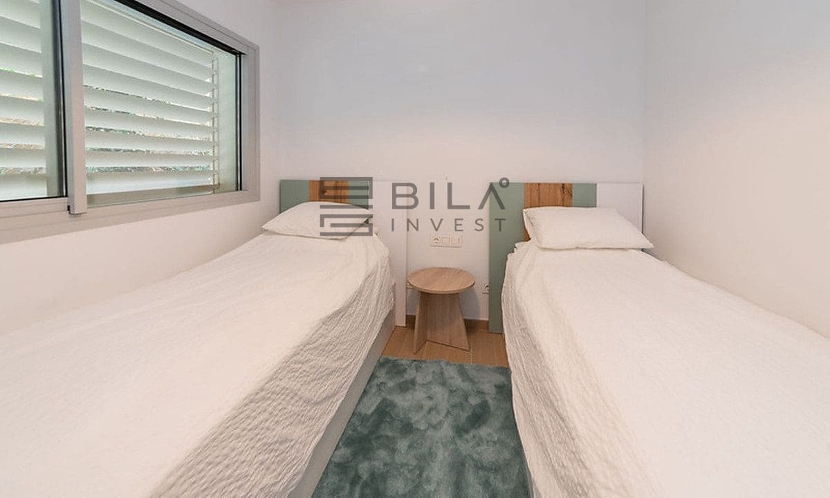 2 quarto Apartamento para venda em Carvajal com piscina garagem - 670 000 € (Ref: 9789904)