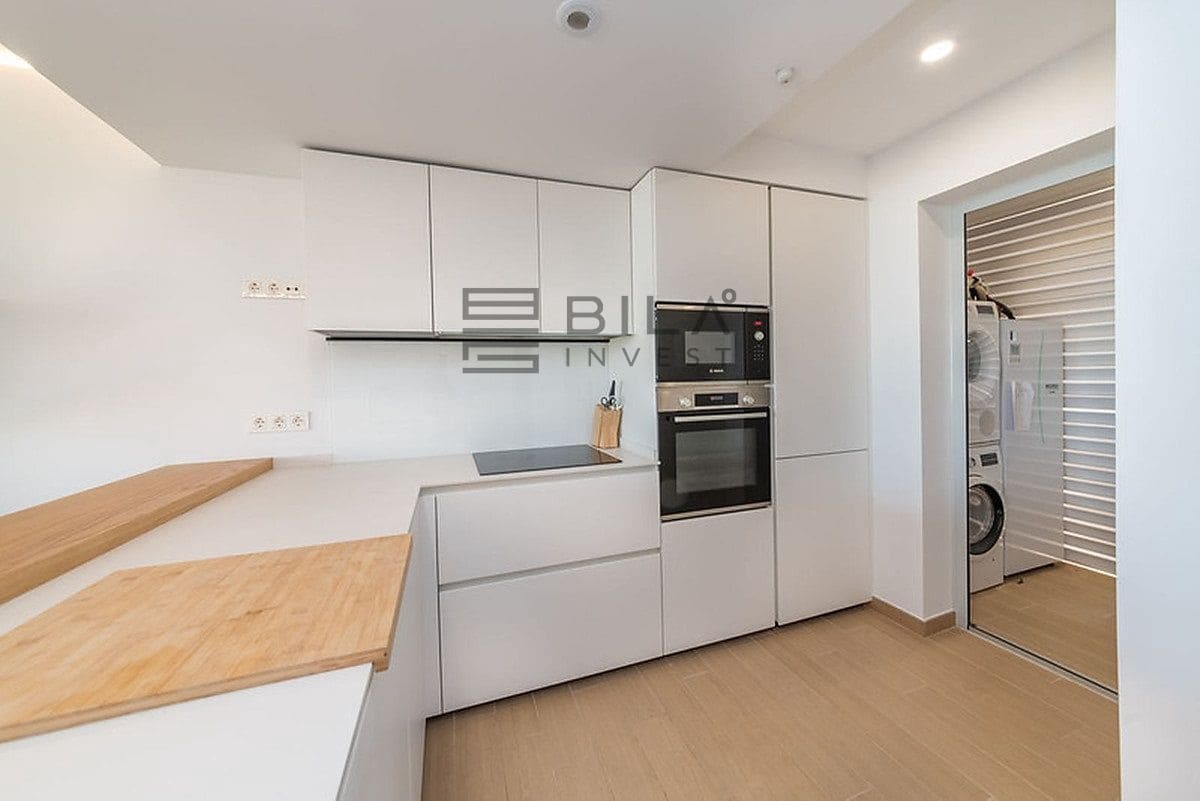 2 quarto Apartamento para venda em Carvajal com piscina garagem - 670 000 € (Ref: 9789904)