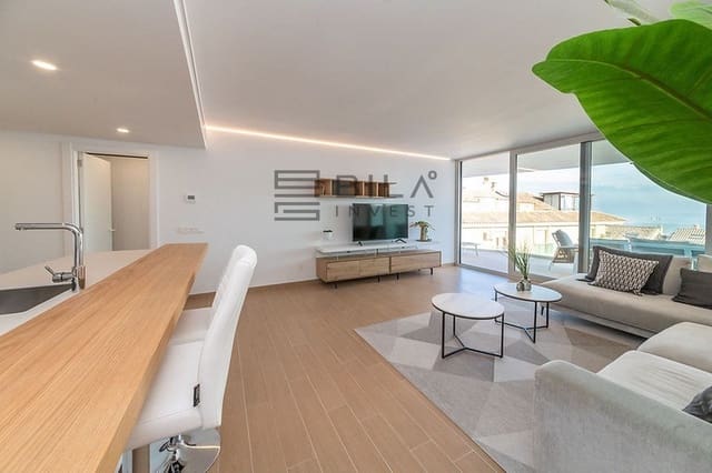 2 soverom Leilighet til salgs i Carvajal, Fuengirola med svømmebasseng garasje - € 670 000 (Ref: 9789904)