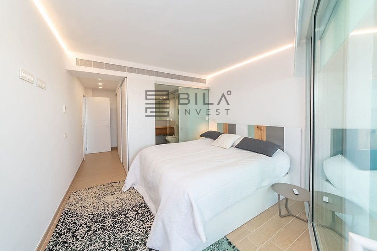 2 quarto Apartamento para venda em Carvajal com piscina garagem - 670 000 € (Ref: 9789904)