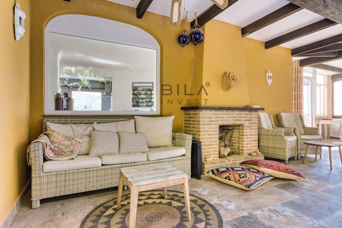 5 soverom Villa til salgs i Torremuelle med svømmebasseng garasje - € 1 095 000 (Ref: 9789905)