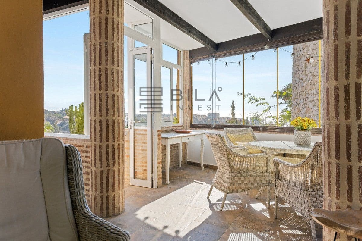 5 soverom Villa til salgs i Torremuelle med svømmebasseng garasje - € 1 095 000 (Ref: 9789905)