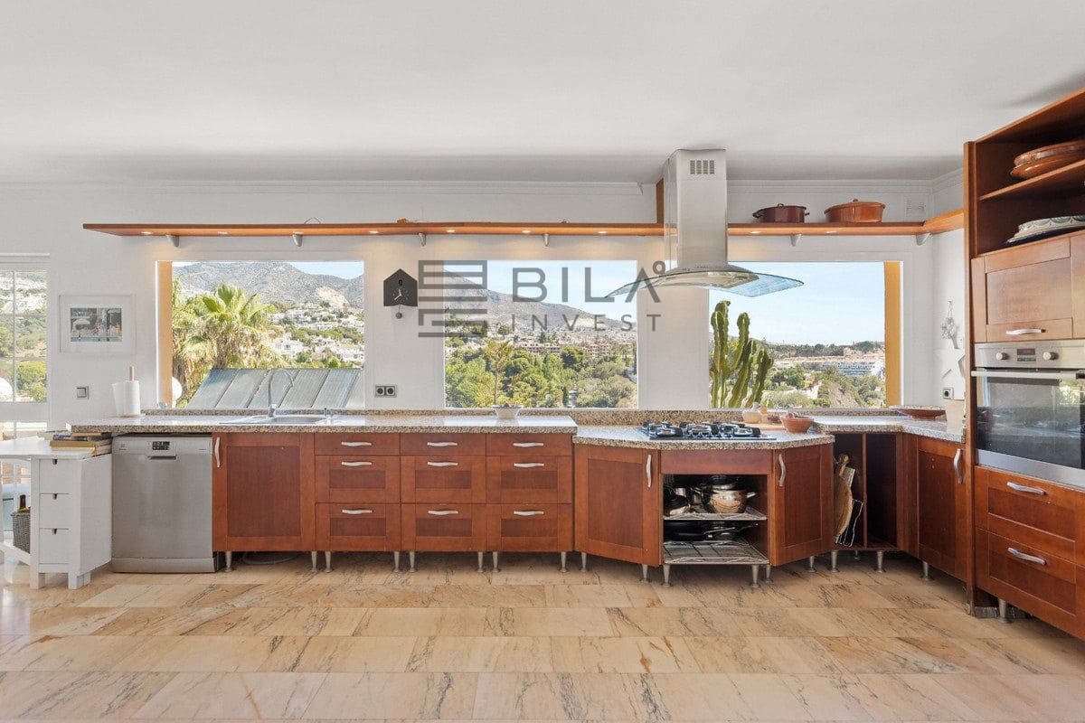 5 soverom Villa til salgs i Torremuelle med svømmebasseng garasje - € 1 095 000 (Ref: 9789905)