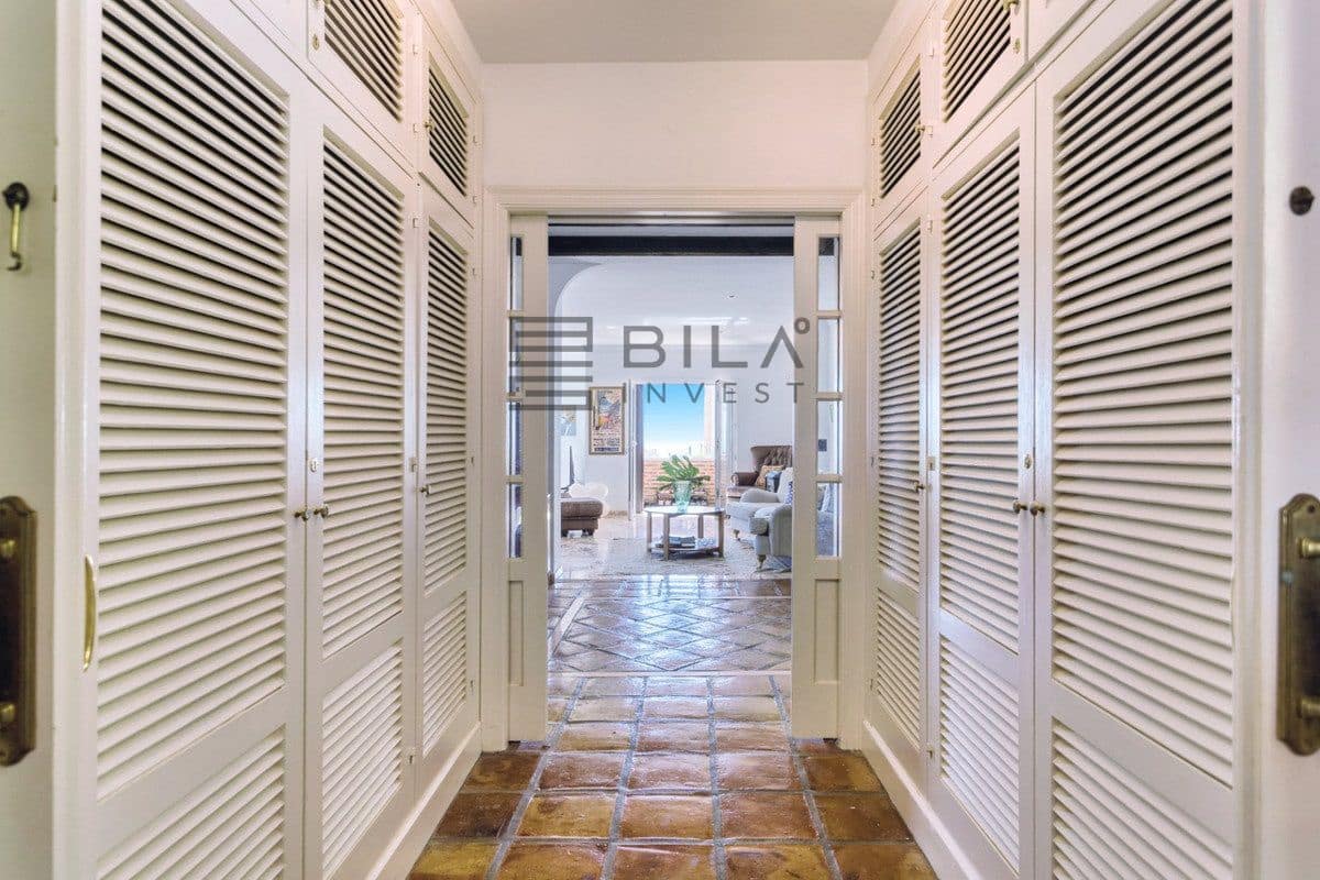 5 soverom Villa til salgs i Torremuelle med svømmebasseng garasje - € 1 095 000 (Ref: 9789905)