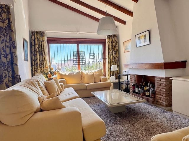 3 soverom Villa til salgs i Calahonda, Mijas med svømmebasseng garasje - € 650 000 (Ref: 9789906)