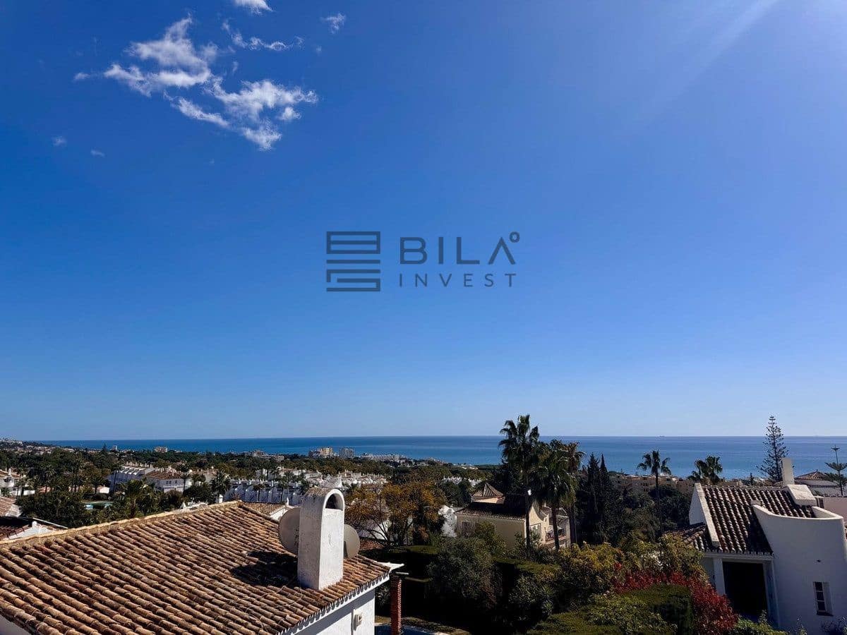 3 chambre Villa/Maison à vendre à Calahonda avec piscine garage - 650 000 € (Ref: 9789906)