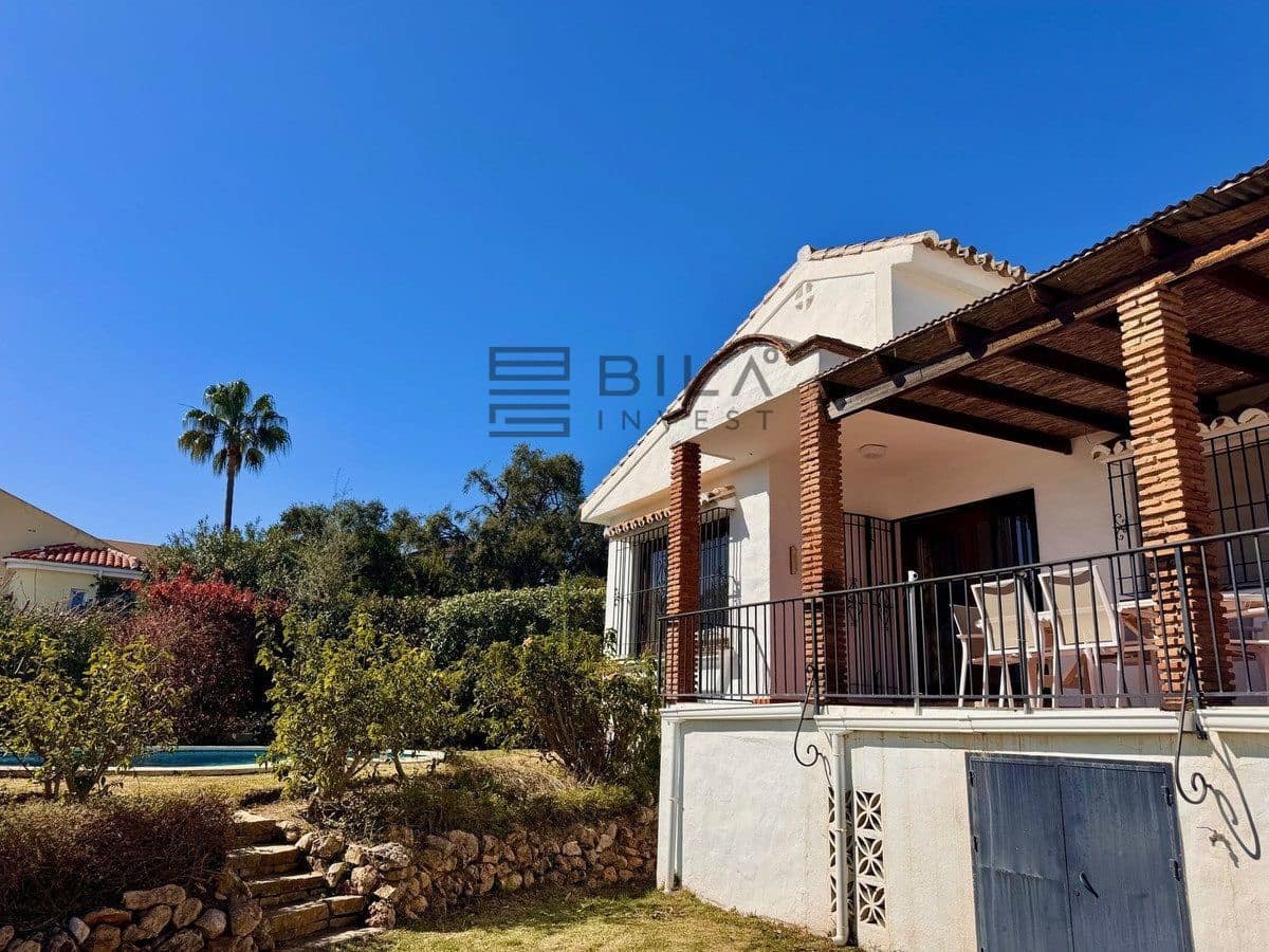 3 chambre Villa/Maison à vendre à Calahonda avec piscine garage - 650 000 € (Ref: 9789906)