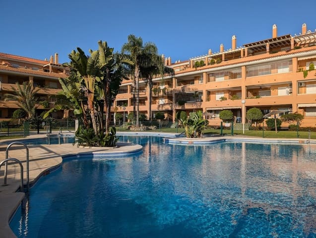 2 soveværelse Penthouse til salg i La Cala de Mijas, Mijas med swimmingpool - € 499.950 (Ref: 9789907)
