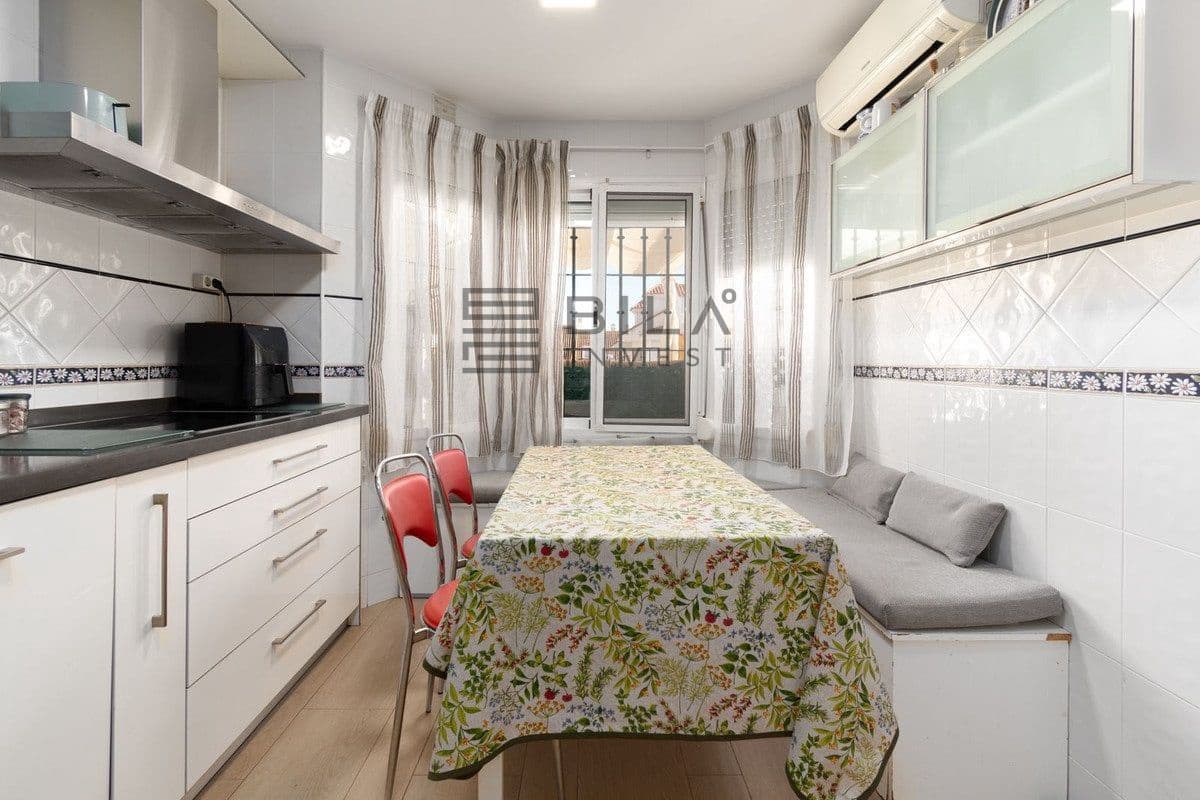 4 Zimmer Haus zu verkaufen in La Sierrezuela mit Pool Garage - 529.000 € (Ref: 9789908)