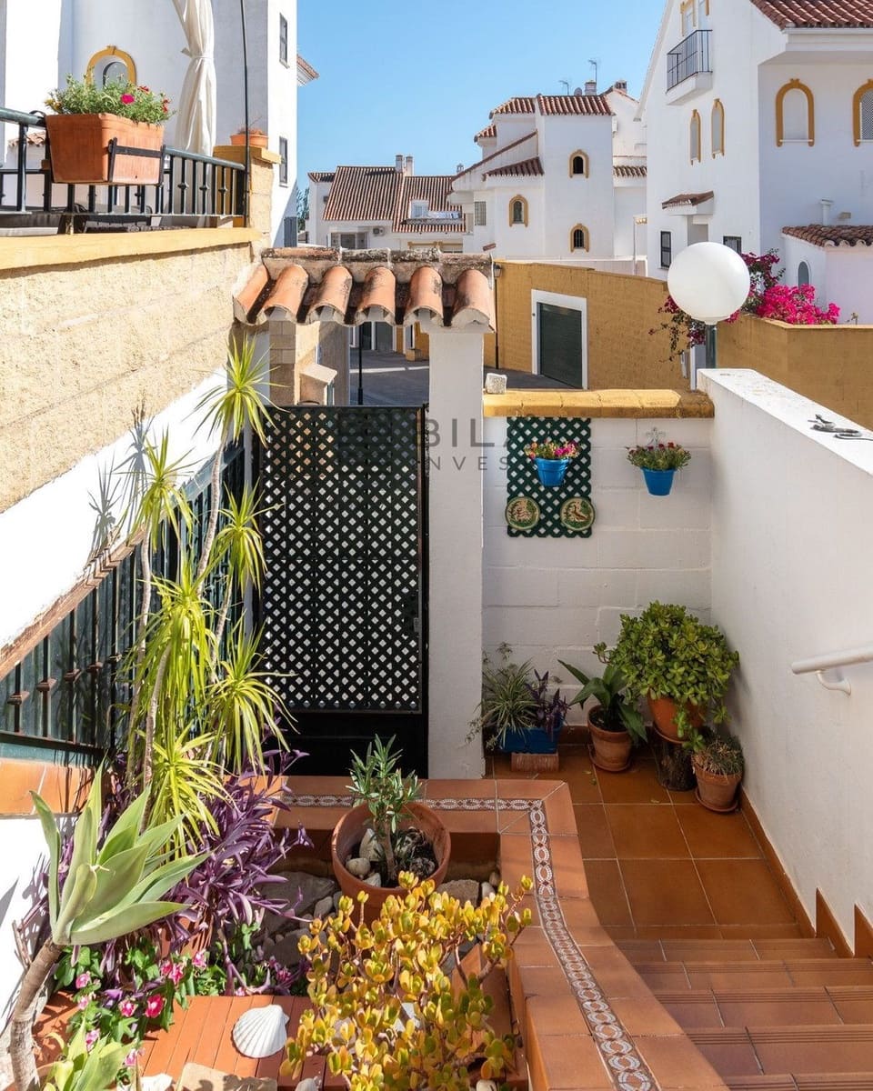 4 Zimmer Haus zu verkaufen in La Sierrezuela mit Pool Garage - 529.000 € (Ref: 9789908)