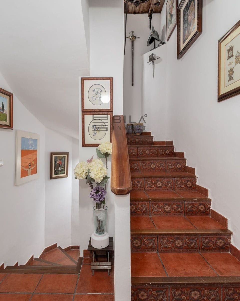 4 Zimmer Haus zu verkaufen in La Sierrezuela mit Pool Garage - 529.000 € (Ref: 9789908)