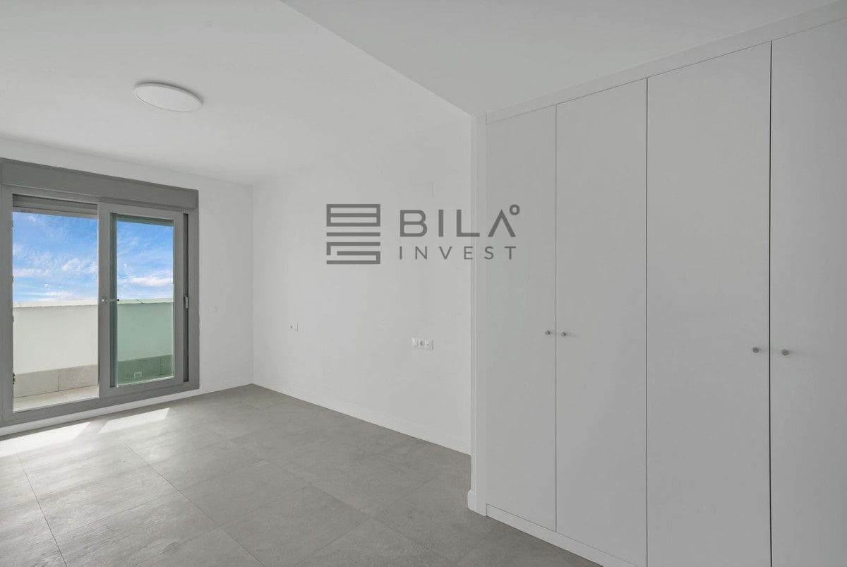 2 soverom Leilighet til salgs i Benalmadena med svømmebasseng garasje - € 449 000 (Ref: 9793717)