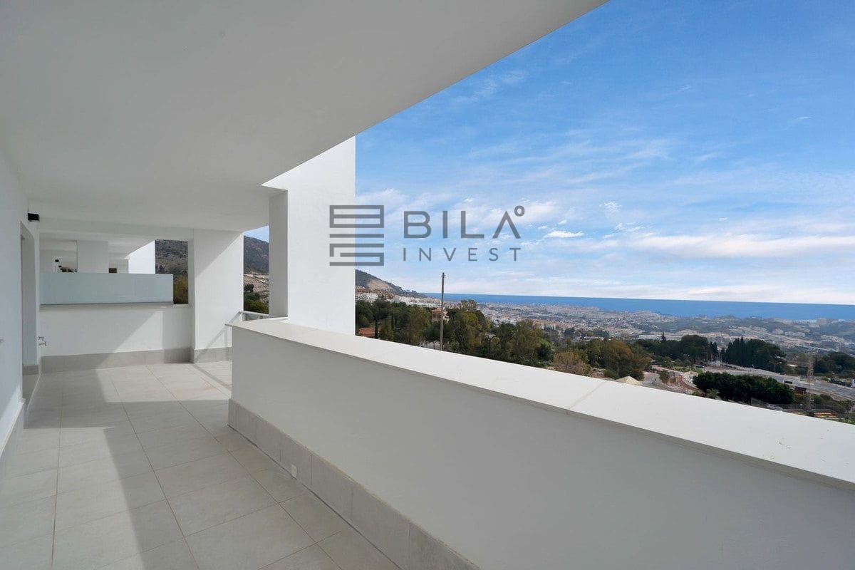 2 soverom Leilighet til salgs i Benalmadena med svømmebasseng garasje - € 449 000 (Ref: 9793717)
