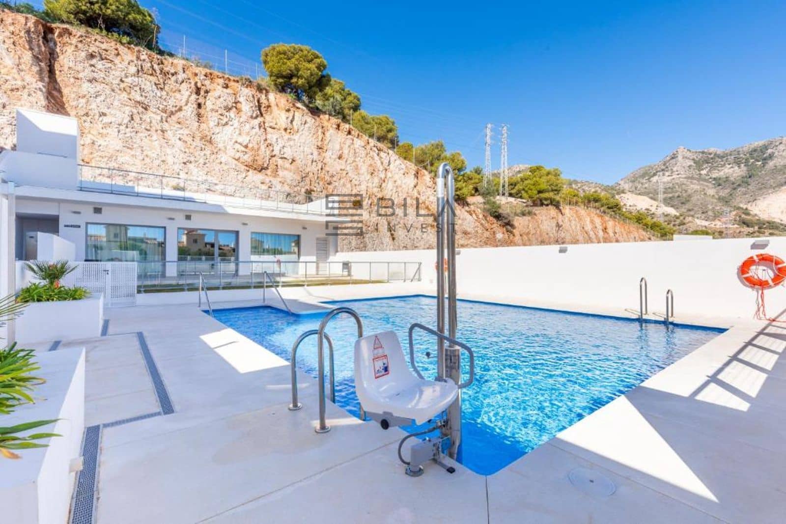 2 soverom Leilighet til salgs i Benalmadena med svømmebasseng garasje - € 449 000 (Ref: 9793717)