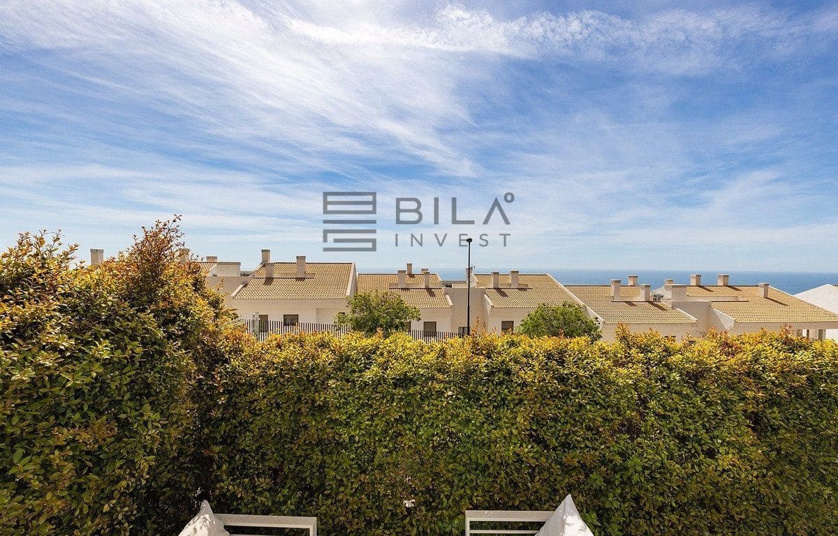 3 bedroom Flat for sale in Benalmadena with pool garage - € 570,000 (Ref: 9793718)