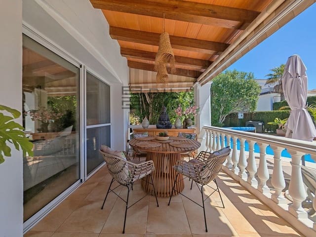 4 sovrum Villa till salu i Calahonda, Mijas med pool - 1 150 000 € (Ref: 9795563)