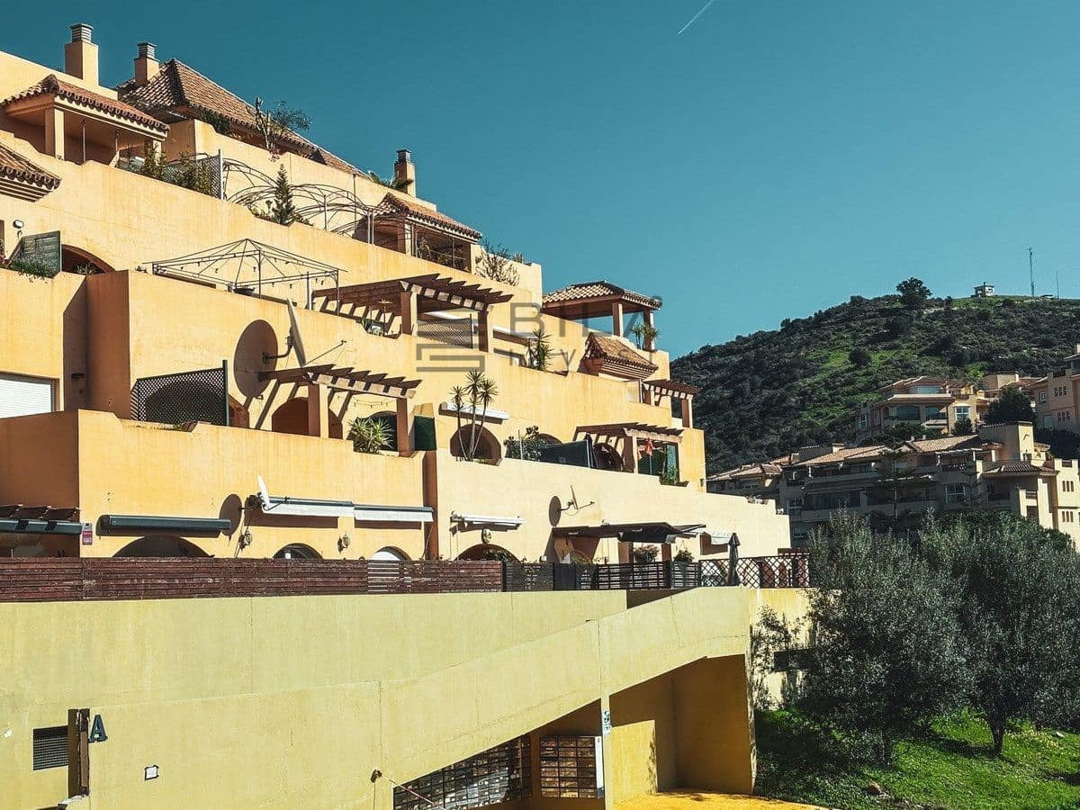 2 chambre Appartement à vendre à Calahonda avec piscine garage - 310 000 € (Ref: 9795565)