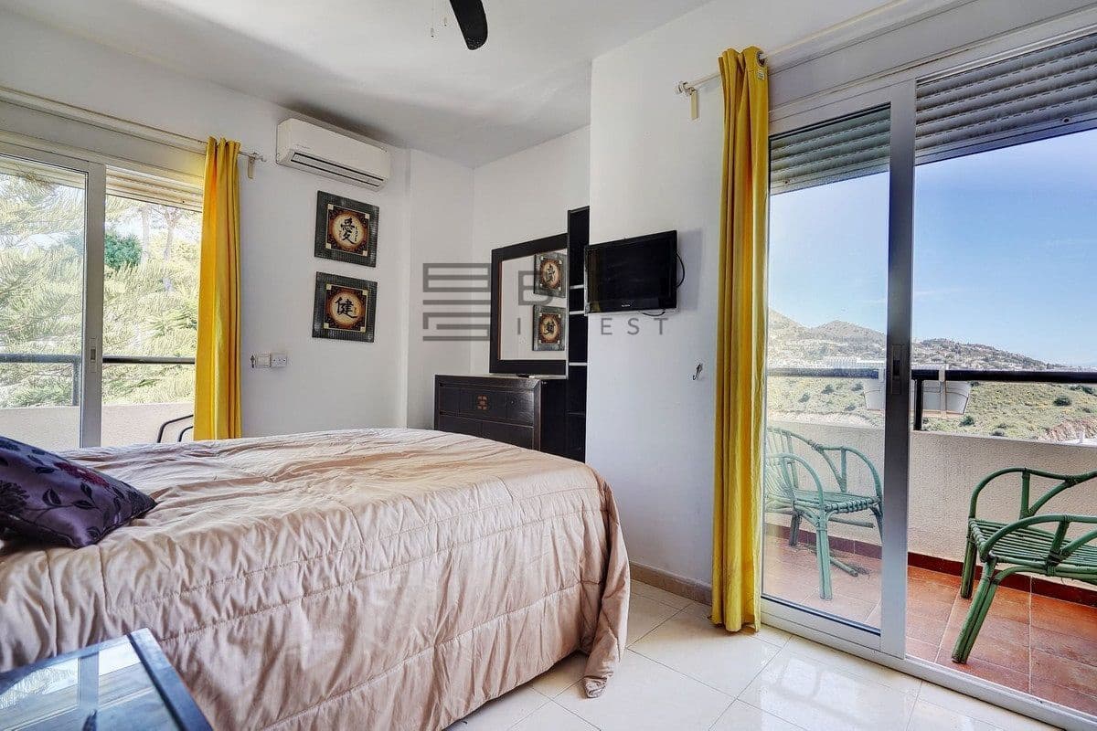 4 soverom Villa til salgs i Fuengirola med svømmebasseng garasje - € 850 000 (Ref: 9795566)