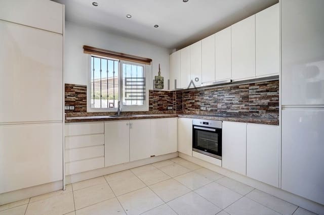 4 soverom Villa til salgs i Torreblanca, Fuengirola med svømmebasseng garasje - € 850 000 (Ref: 9795566)