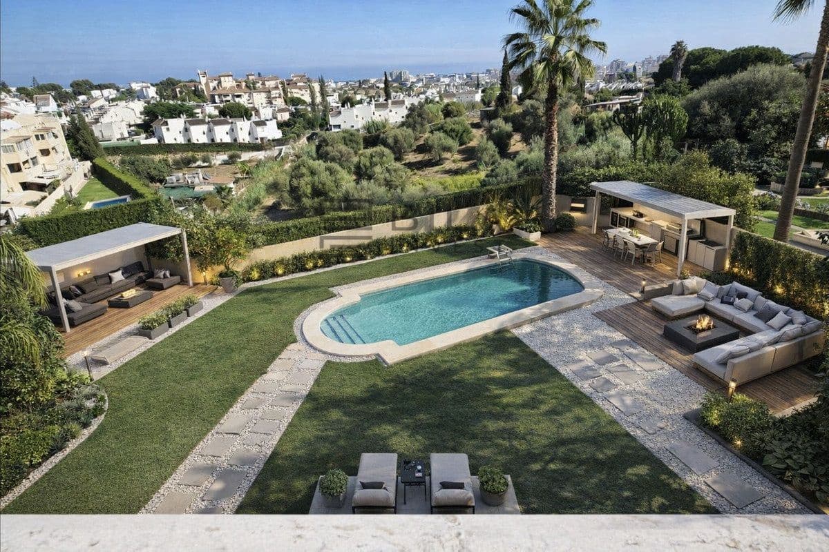 4 quarto Moradia para venda em La Sierrezuela com piscina garagem - 995 000 € (Ref: 9795567)