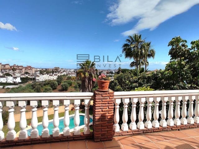 4 quarto Moradia para venda em La Sierrezuela, Mijas com piscina garagem - 995 000 € (Ref: 9795567)