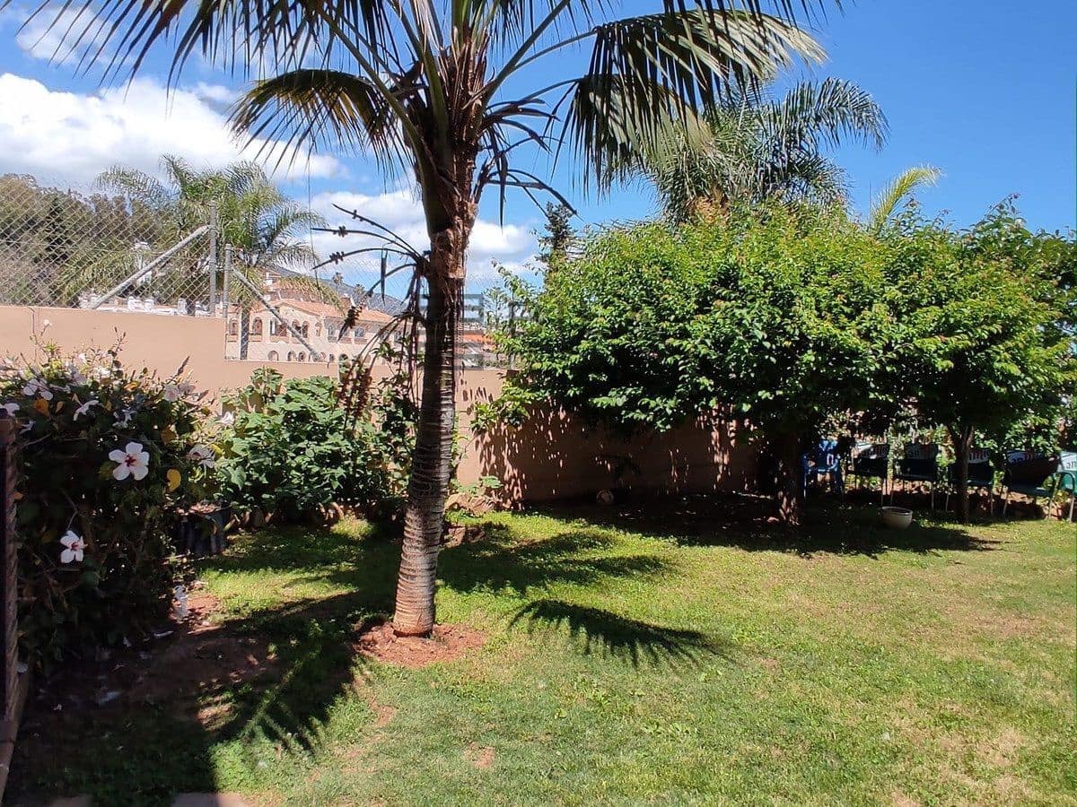 4 quarto Moradia para venda em La Sierrezuela com piscina garagem - 995 000 € (Ref: 9795567)