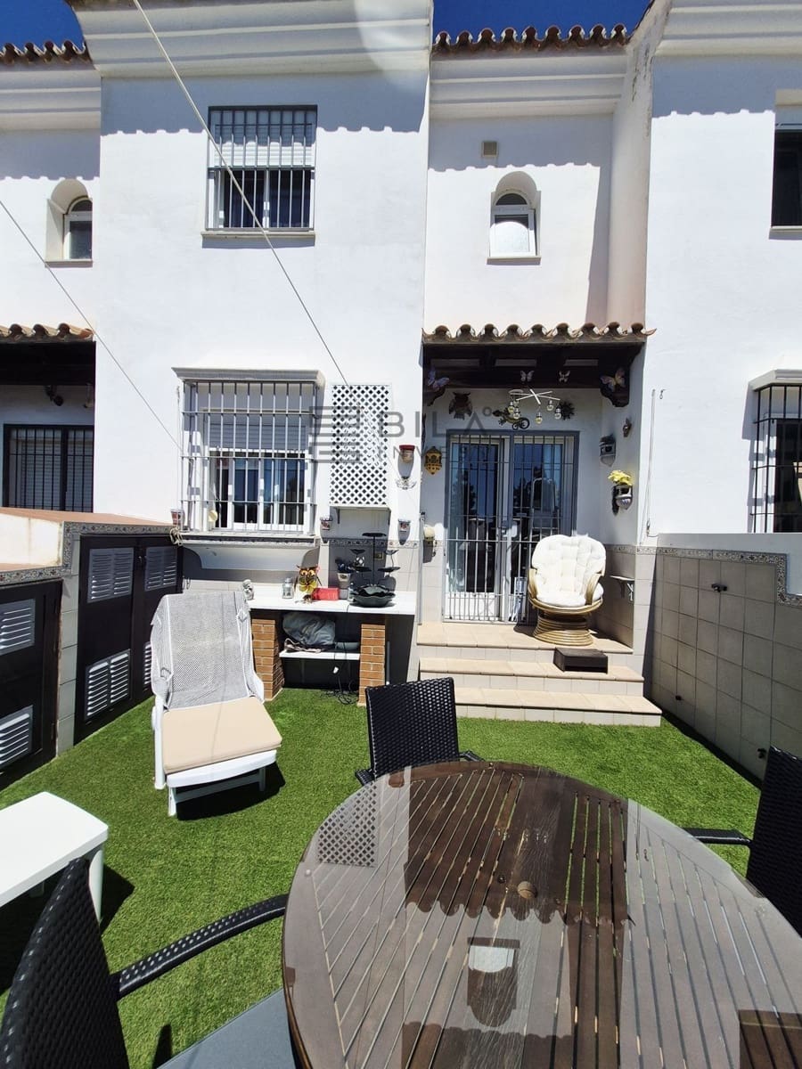 2 makuuhuone Omakotitalo myytävänä paikassa Mijas mukana uima-altaan 
autotalli - 375 000 € (Ref: 9795751)