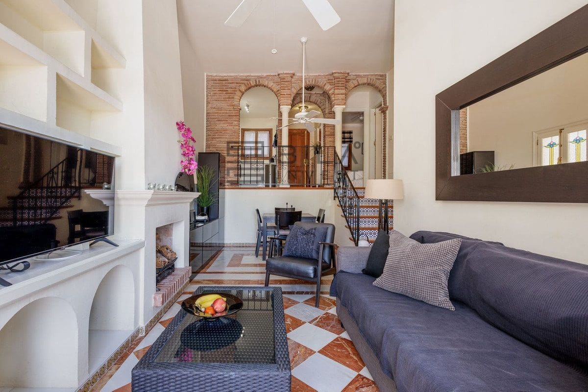 2 makuuhuone Asunto myytävänä paikassa Mijas Golf mukana uima-altaan - 310 000 € (Ref: 9795752)