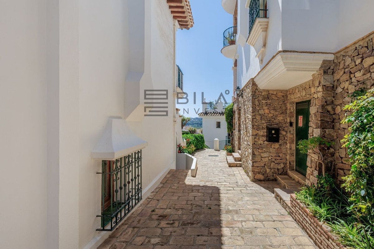 2 makuuhuone Asunto myytävänä paikassa Mijas Golf mukana uima-altaan - 310 000 € (Ref: 9795752)