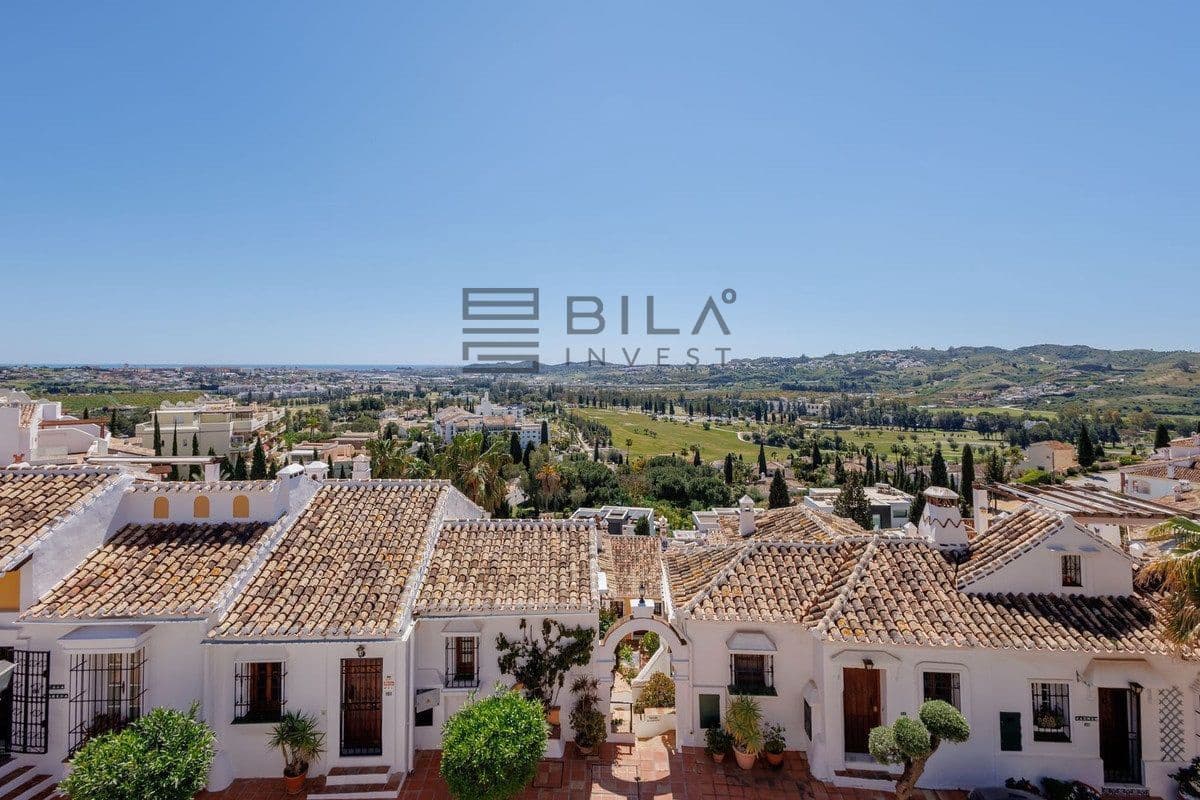 2 makuuhuone Asunto myytävänä paikassa Mijas Golf mukana uima-altaan - 310 000 € (Ref: 9795752)