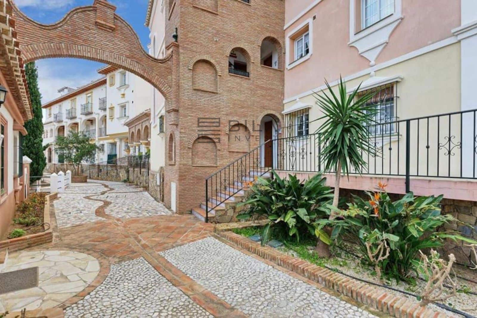 2 makuuhuone Asunto myytävänä paikassa Mijas Golf mukana uima-altaan - 310 000 € (Ref: 9795752)