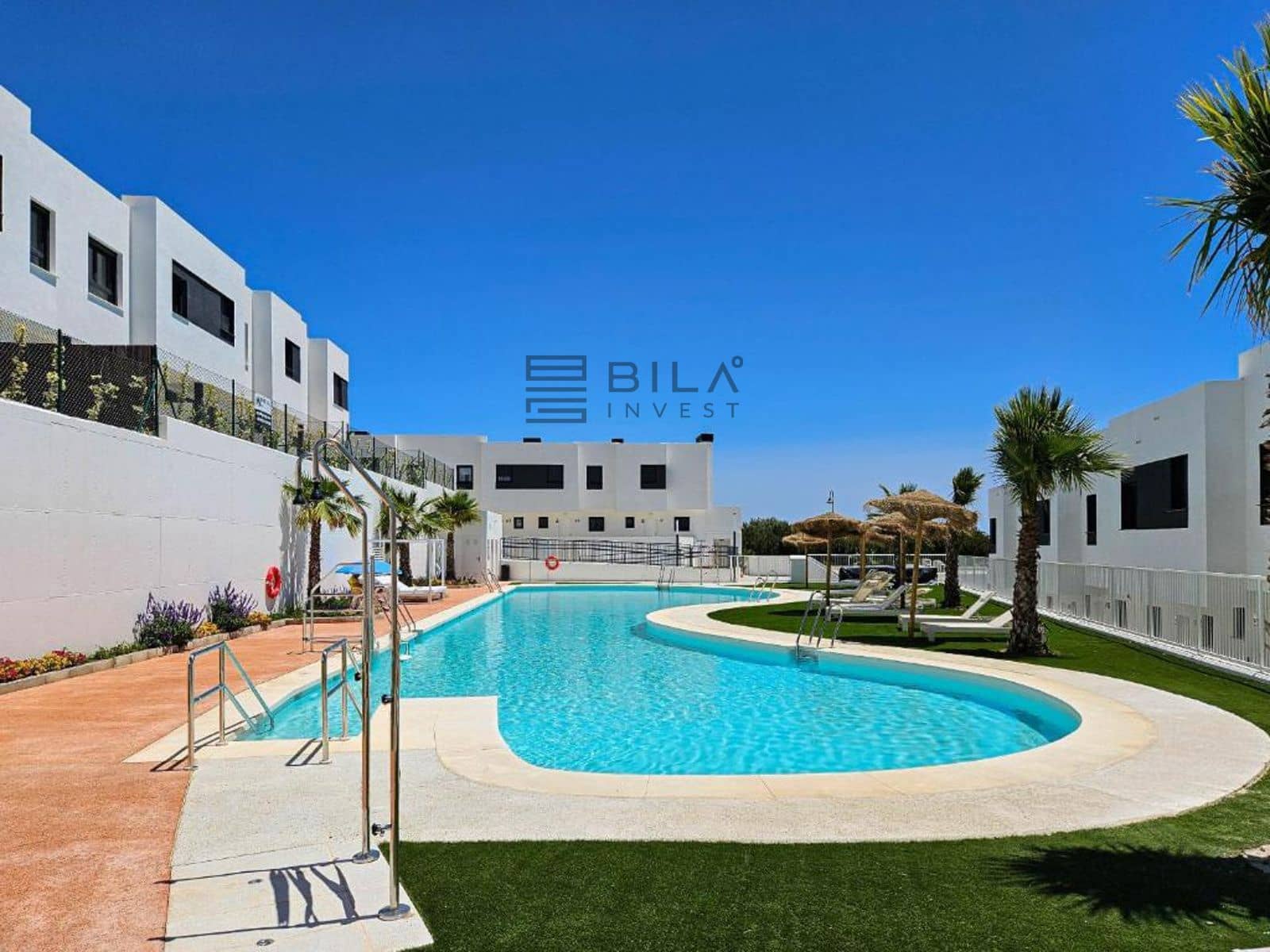 Casa de 4 habitaciones en La Cala de Mijas en venta con piscina garaje - 895.000 € (Ref: 9795753)