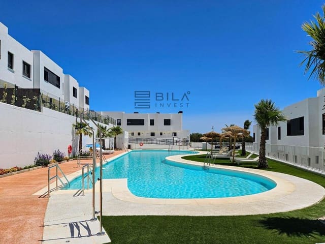 Casa de 4 habitaciones en La Cala de Mijas, Mijas en venta con piscina garaje - 895.000 € (Ref: 9795753)