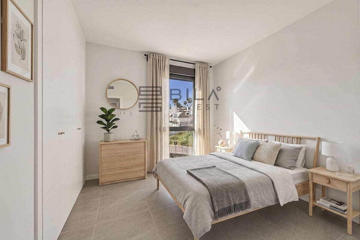 3 sypialnia Dom na sprzedaż w Riviera del Sol z basenem - 649 000 € (Ref: 9795754)