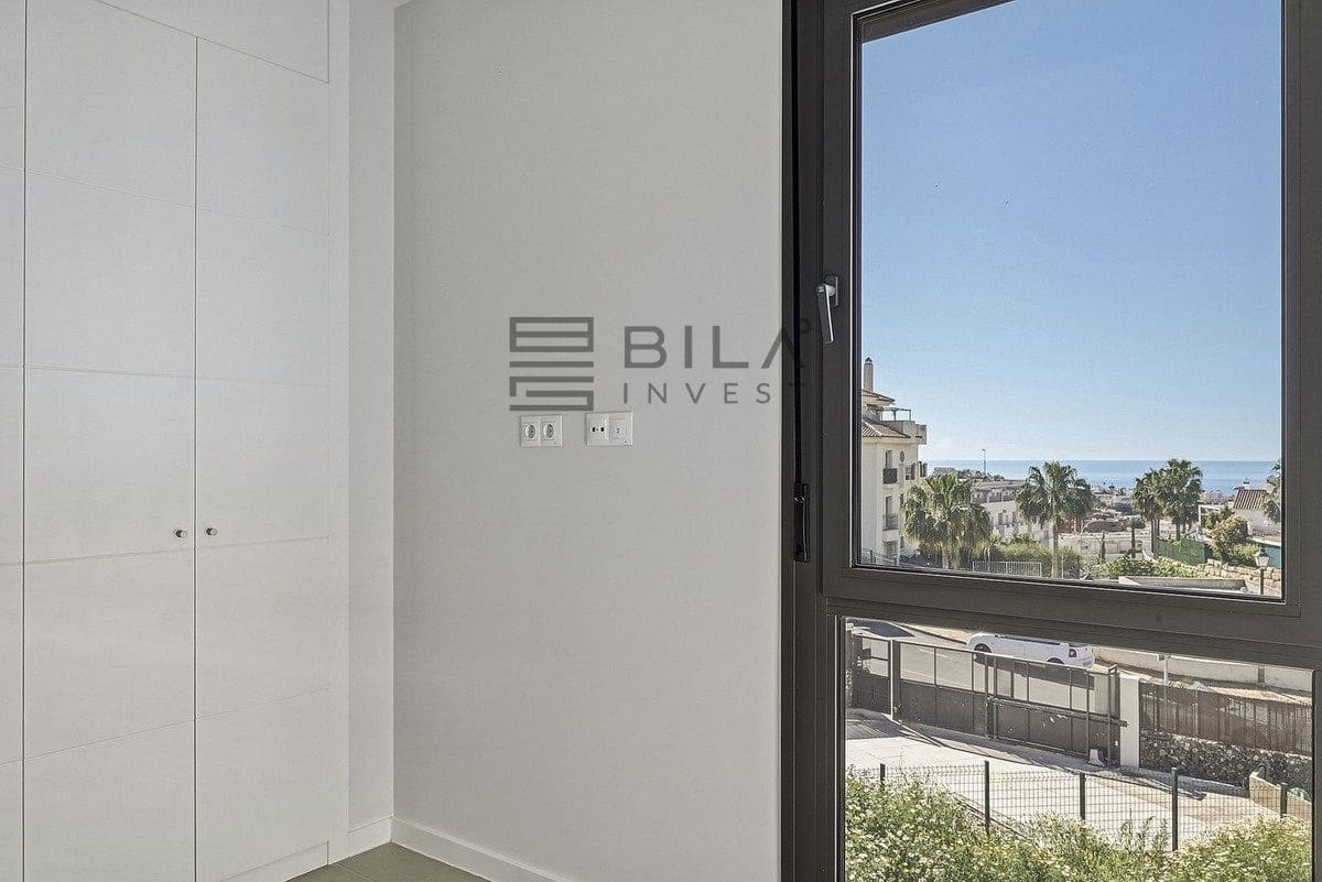 3 sypialnia Dom na sprzedaż w Riviera del Sol z basenem - 649 000 € (Ref: 9795754)