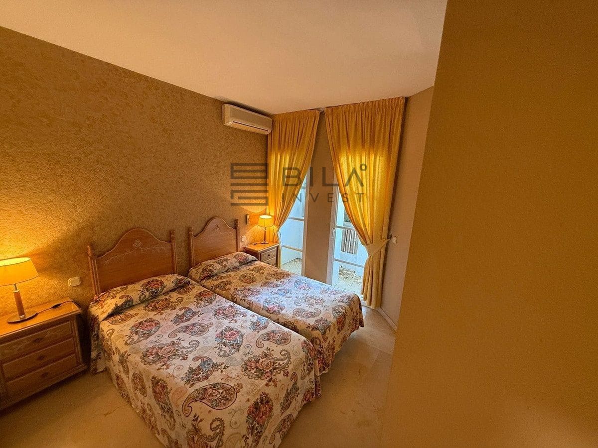 Ático de 3 habitaciones en Mijas Golf en venta con piscina - 350.000 € (Ref: 9798415)