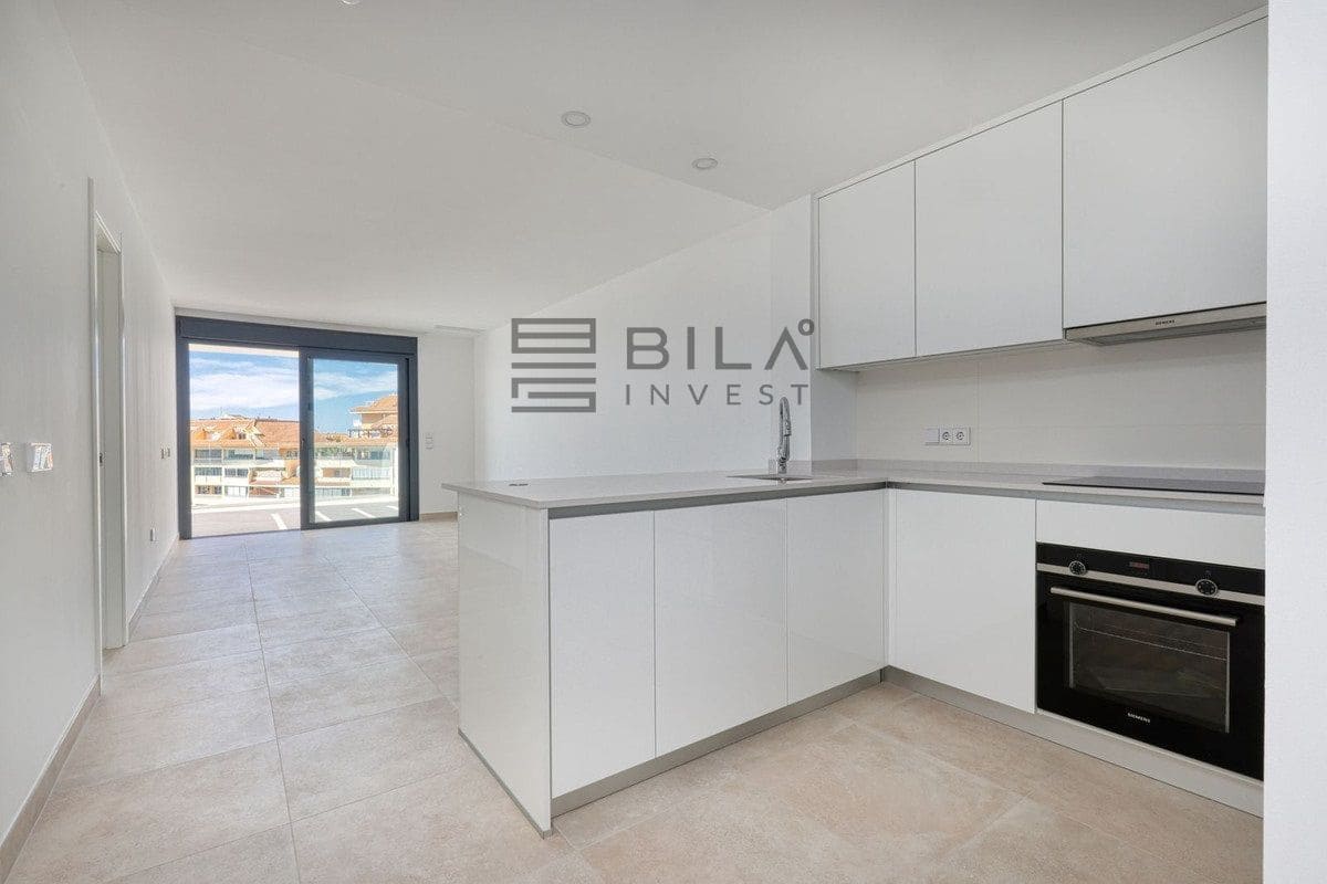 2 makuuhuone Kattohuoneisto myytävänä paikassa Fuengirola mukana uima-altaan - 675 000 € (Ref: 9798416)