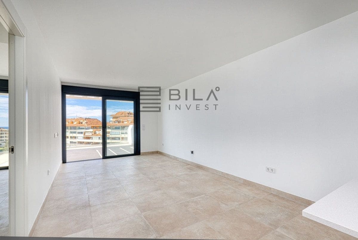 2 makuuhuone Kattohuoneisto myytävänä paikassa Fuengirola mukana uima-altaan - 675 000 € (Ref: 9798416)