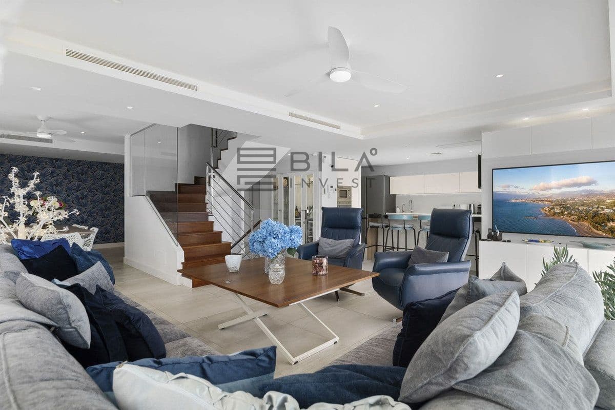 3 bedroom Villa for sale in Torremuelle with pool garage - € 1,200,000 (Ref: 9798417)