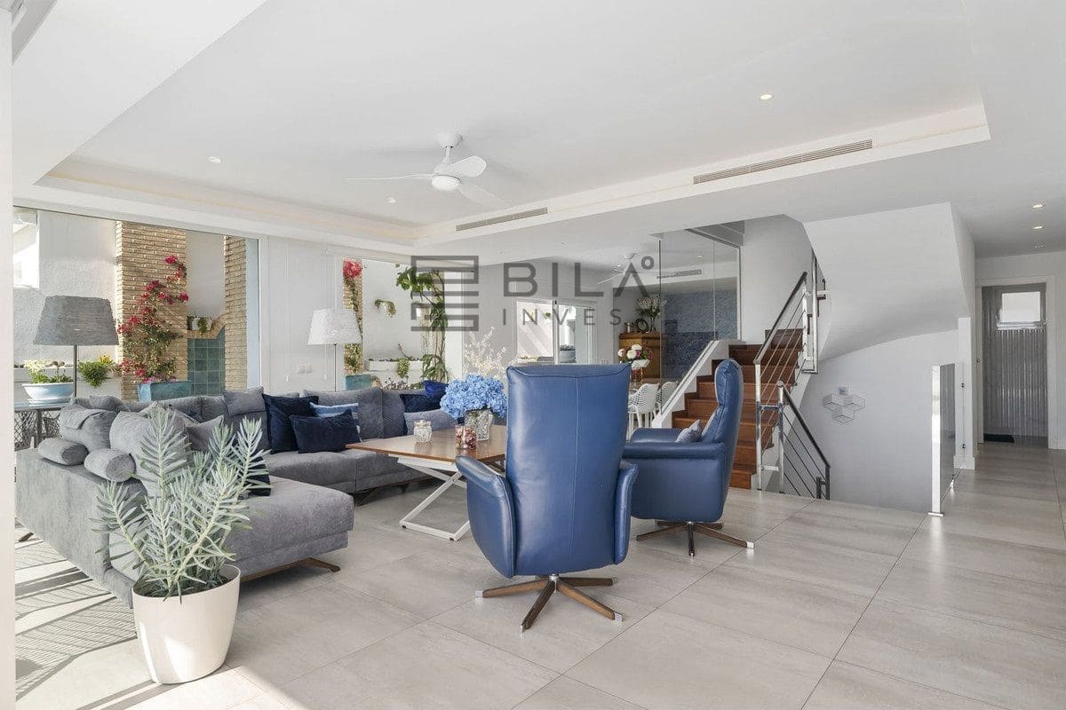 3 bedroom Villa for sale in Torremuelle with pool garage - € 1,200,000 (Ref: 9798417)