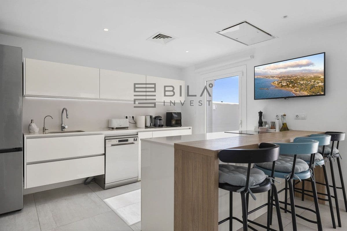 3 bedroom Villa for sale in Torremuelle with pool garage - € 1,200,000 (Ref: 9798417)