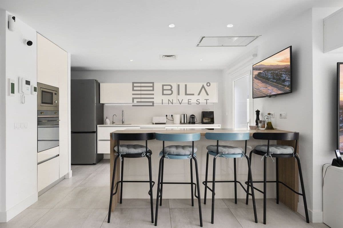 3 bedroom Villa for sale in Torremuelle with pool garage - € 1,200,000 (Ref: 9798417)