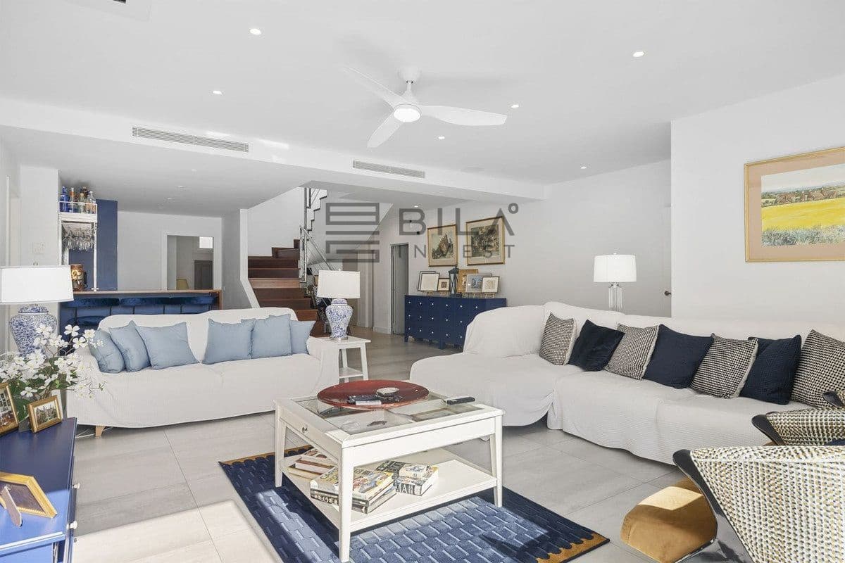 3 bedroom Villa for sale in Torremuelle with pool garage - € 1,200,000 (Ref: 9798417)